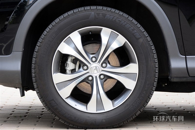 2012款 2.4L 四驅尊貴導航版