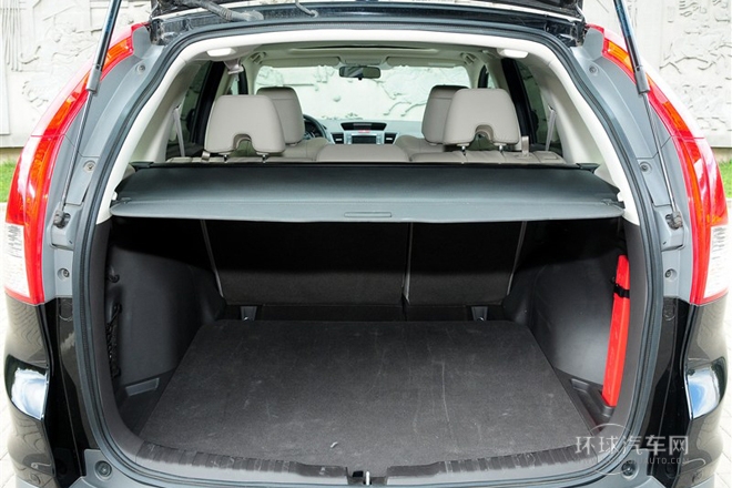 2012款 2.4L 四驅尊貴導航版