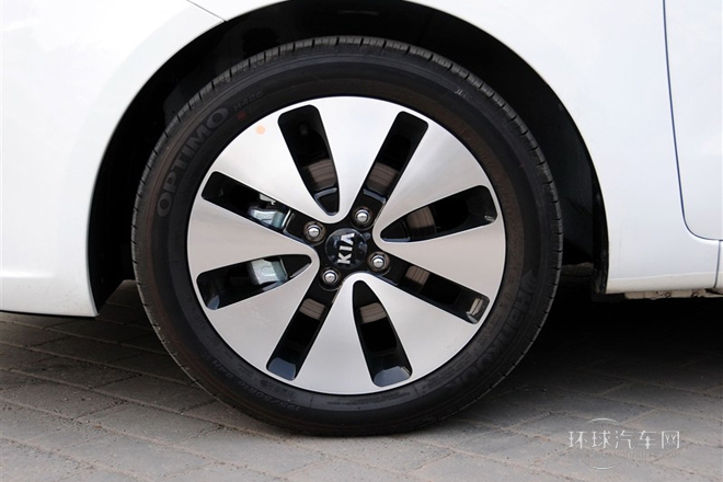 2012款 三廂 1.6L AT Premium紀念版