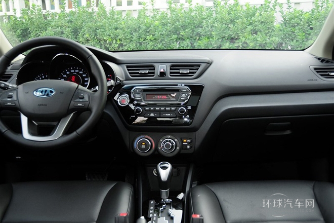 2012款 三廂 1.6L AT Premium紀(jì)念版