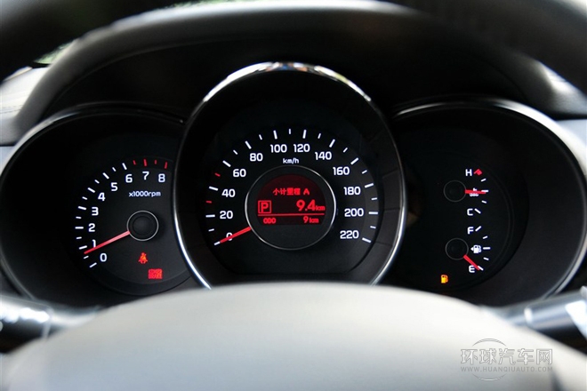 2012款 三廂 1.6L AT Premium紀念版