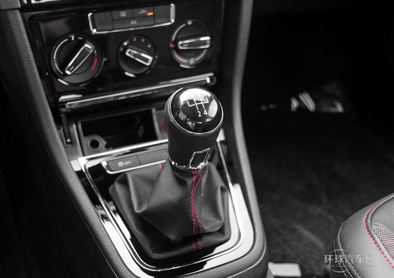 2014款 1.4TSI 手動Sportline