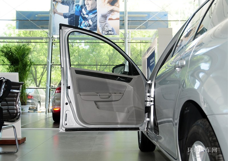 2014款 1.6L 手動時尚型