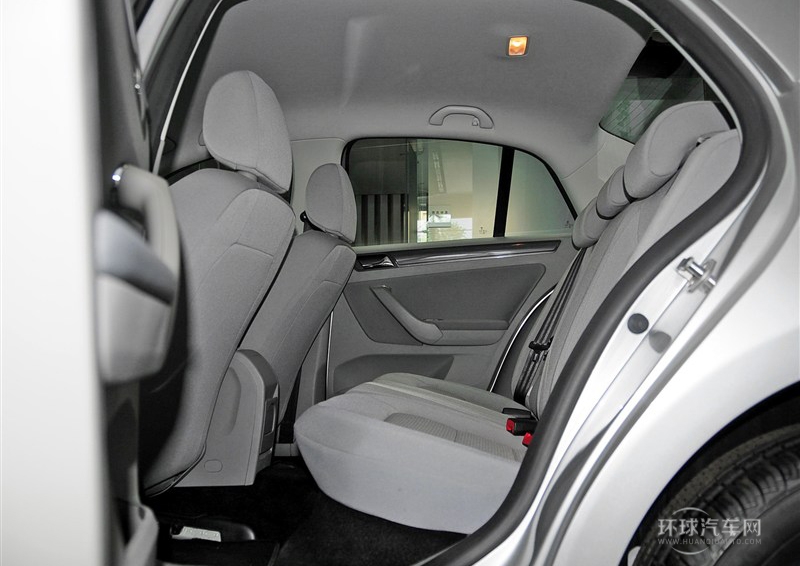 2014款 1.6L 手動時尚型