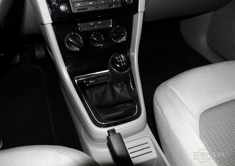 2014款 1.6L 手動時尚型