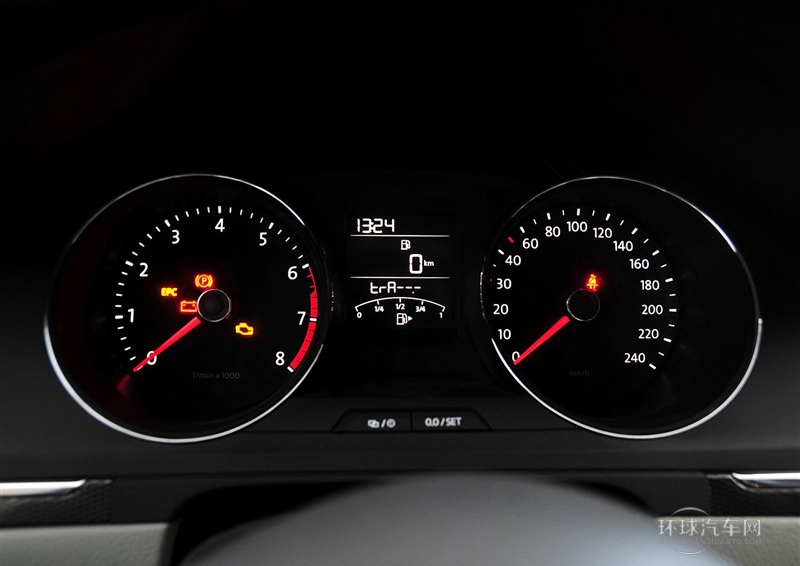 2014款 1.6L 手動(dòng)時(shí)尚型