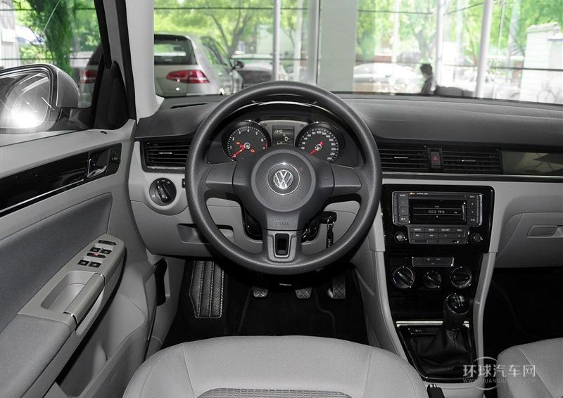 2014款 1.6L 手動時尚型