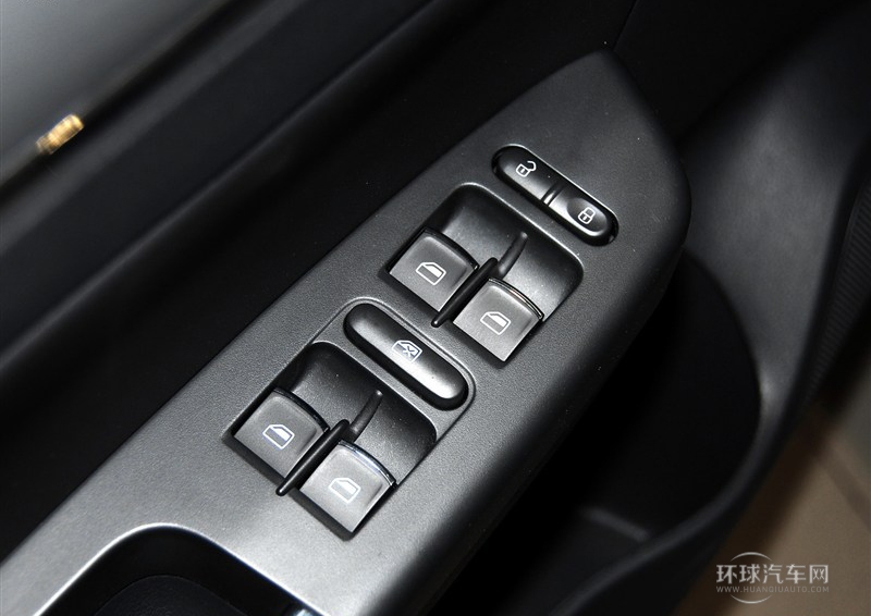 2014款 1.6L 手動舒適型