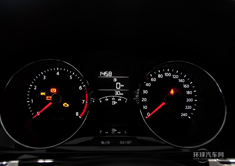 2014款 1.6L 手動(dòng)舒適型