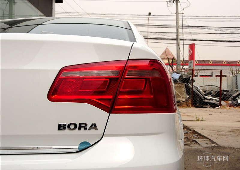 2014款 1.6L 自動(dòng)豪華型