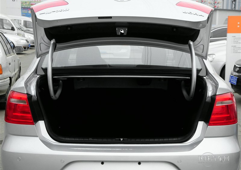 2014款 1.6L 自動時尚型