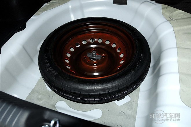 2012款 三廂 1.4L MT TOP紀(jì)念版