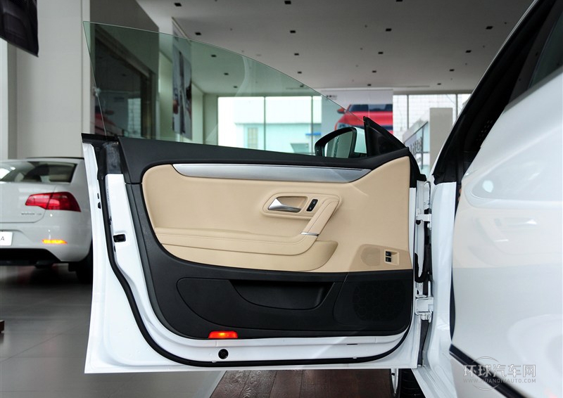 2013款 1.8TSI 尊貴型