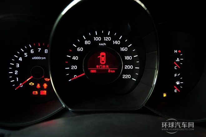 2012款 三廂 1.4L MT TOP紀念版