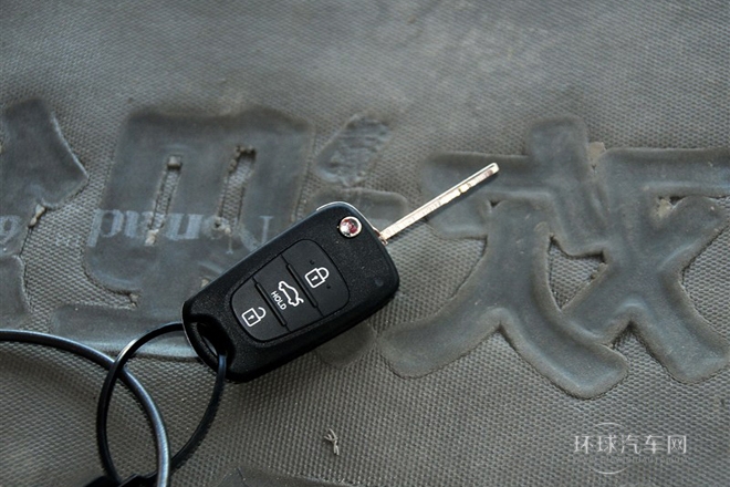 2012款 三廂 1.4L AT GLS紀念版