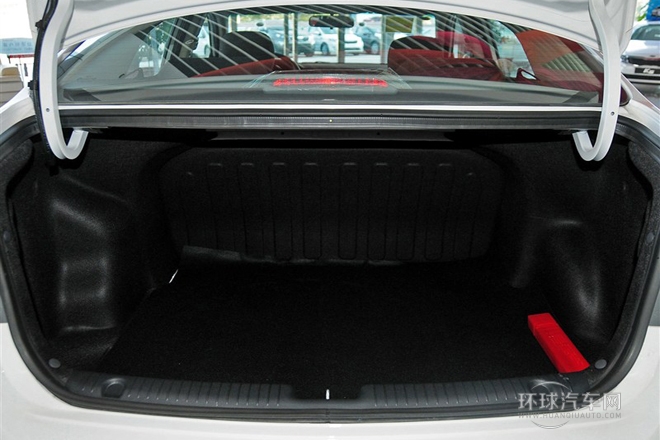 2012款 三廂 1.4L AT GLS紀念版