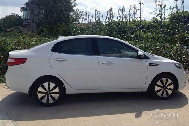 2012款 兩廂 1.4L MT GLS紀(jì)念版