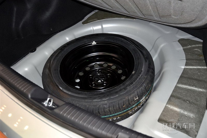 2013款 1.6L 自動Premium