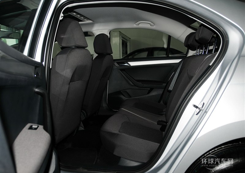 2013款 1.4L 手動舒適型