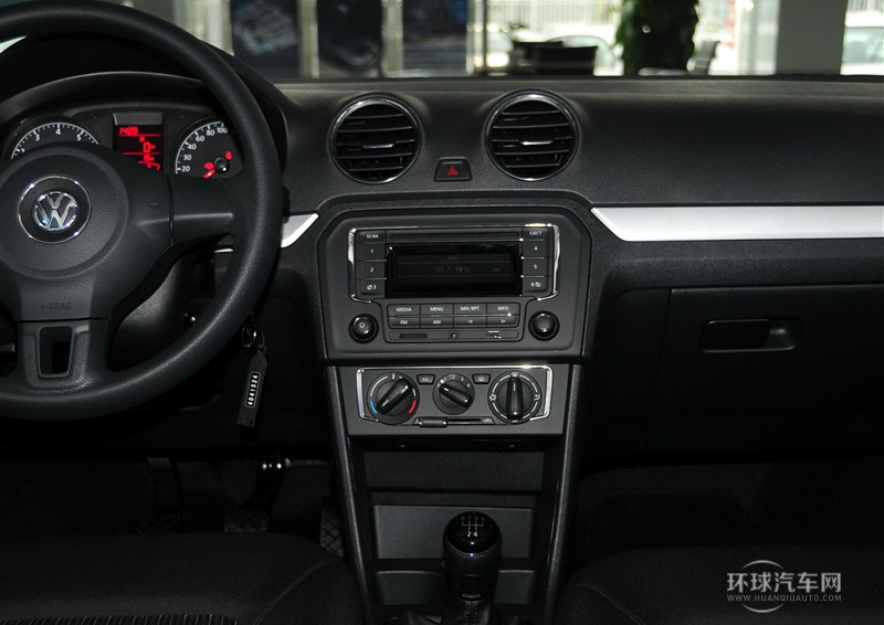 2013款 1.4L 手動舒適型