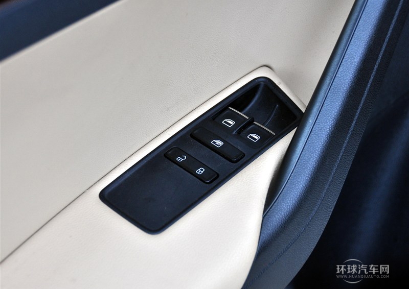 2013款 1.6L 手動豪華型