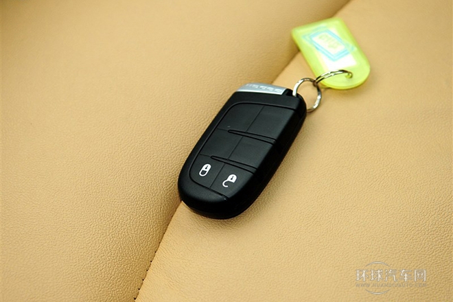 2013款 2.4L 兩驅尊尚版