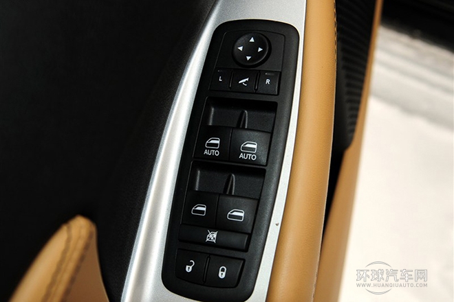 2013款 2.4L 兩驅尊尚版