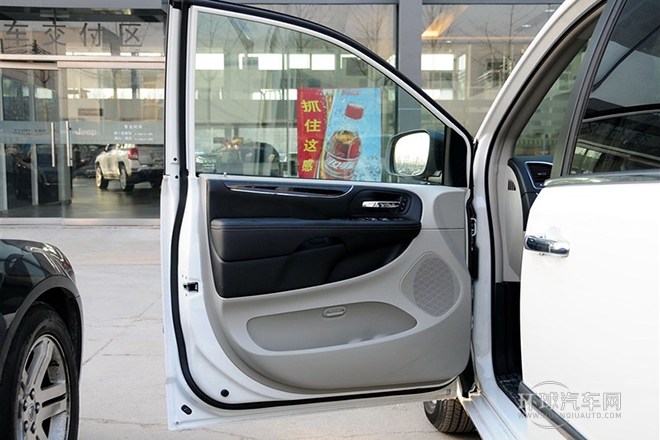 2013款 3.6L 豪華版