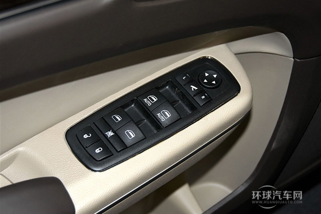 2013款 3.6L 尊享版