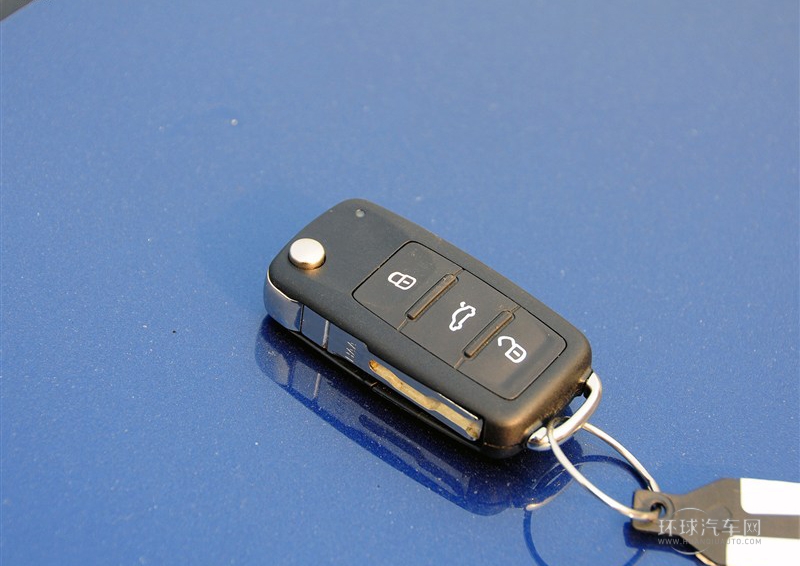 2013款 1.6L 自動豪華型