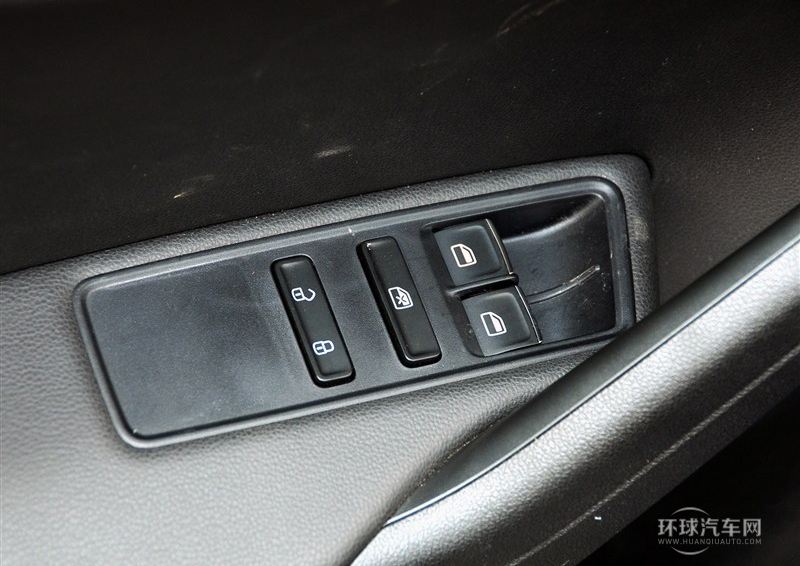 2013款 1.6L 自動(dòng)豪華型