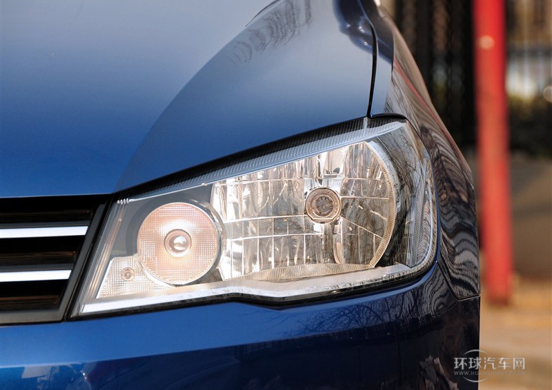 2013款 1.6L 自動豪華型