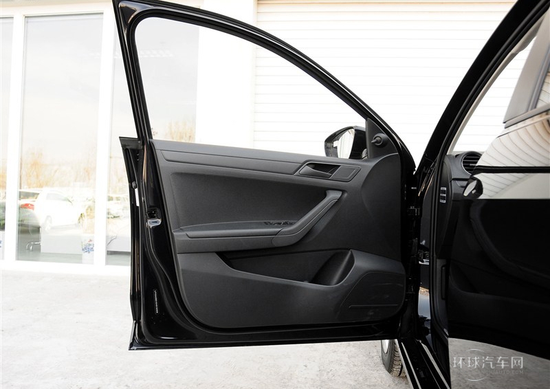 2013款 1.6L 自動時尚型