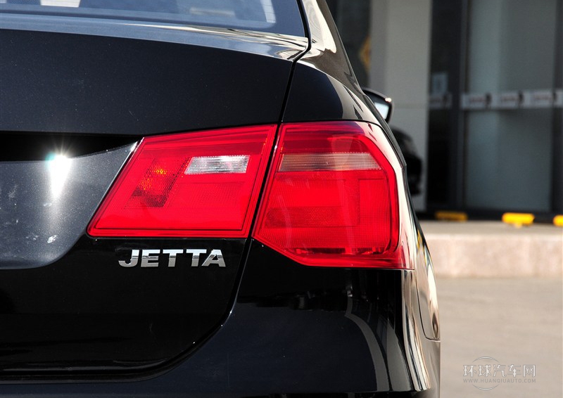 2013款 1.6L 自動時尚型