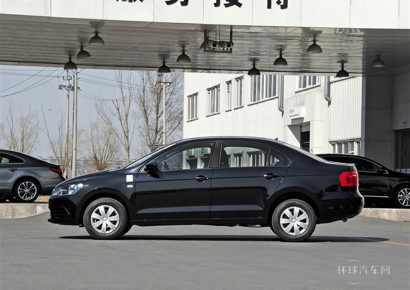 2013款 1.6L 自動時尚型