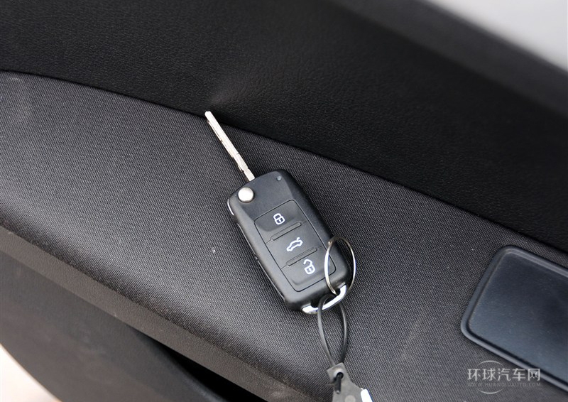 2013款 1.6L 自動(dòng)舒適型