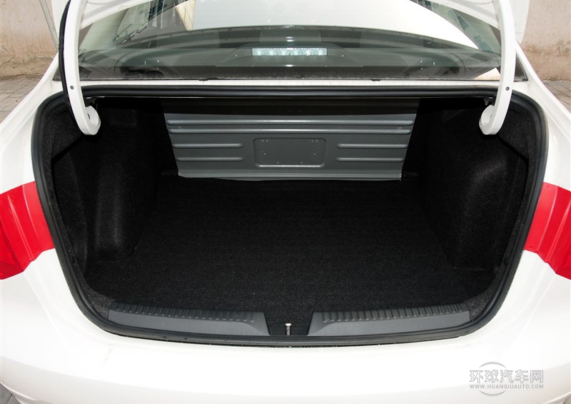 2013款 1.6L 自動舒適型