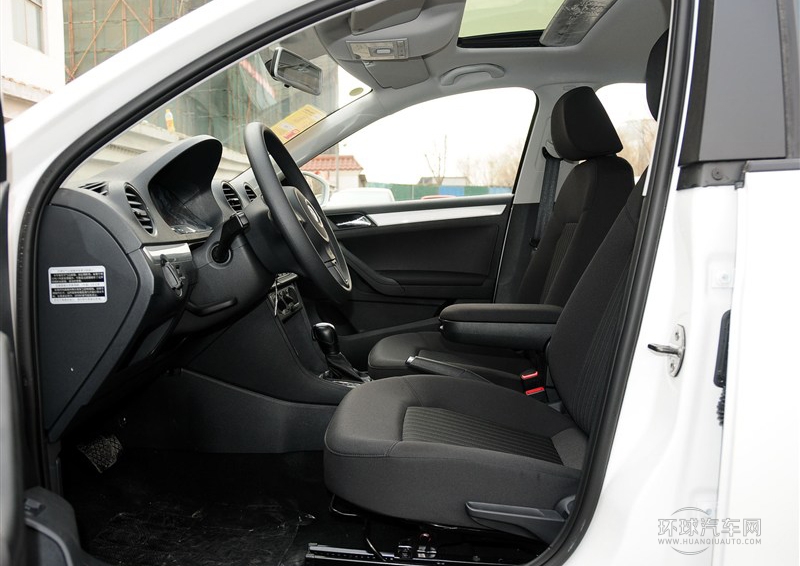 2013款 1.6L 自動舒適型