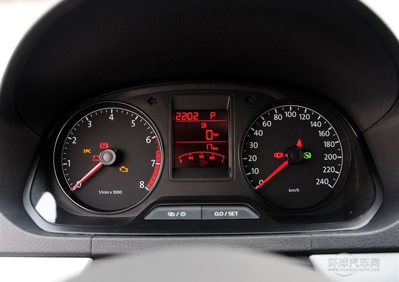 2013款 1.6L 自動舒適型