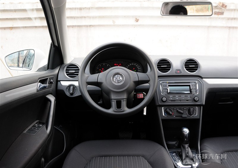 2013款 1.6L 自動舒適型