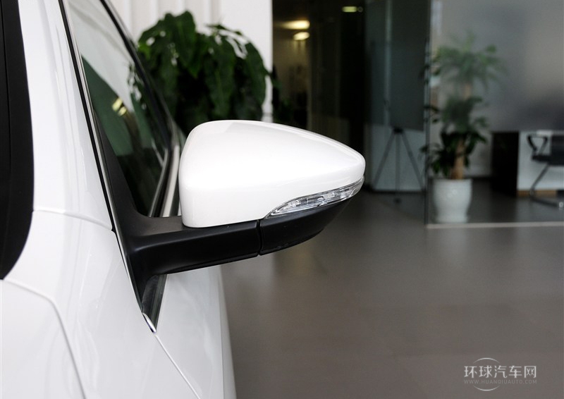 2013款 2.0TSI 至尊型