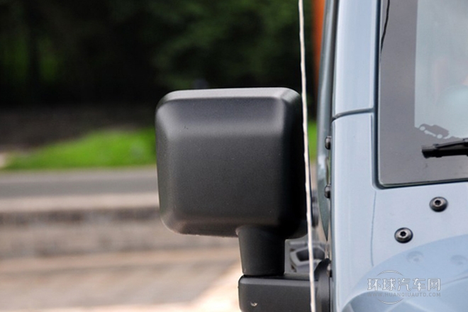 2013款 3.6L 四門十周年紀(jì)念版