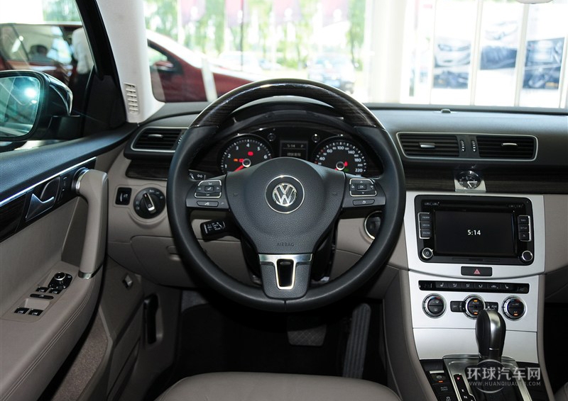 2013款 2.0TSI 尊貴型