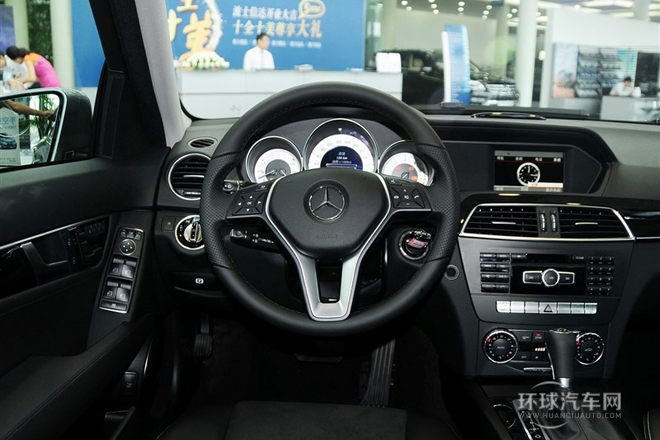 2013款C260時(shí)尚版 Grand Edition
