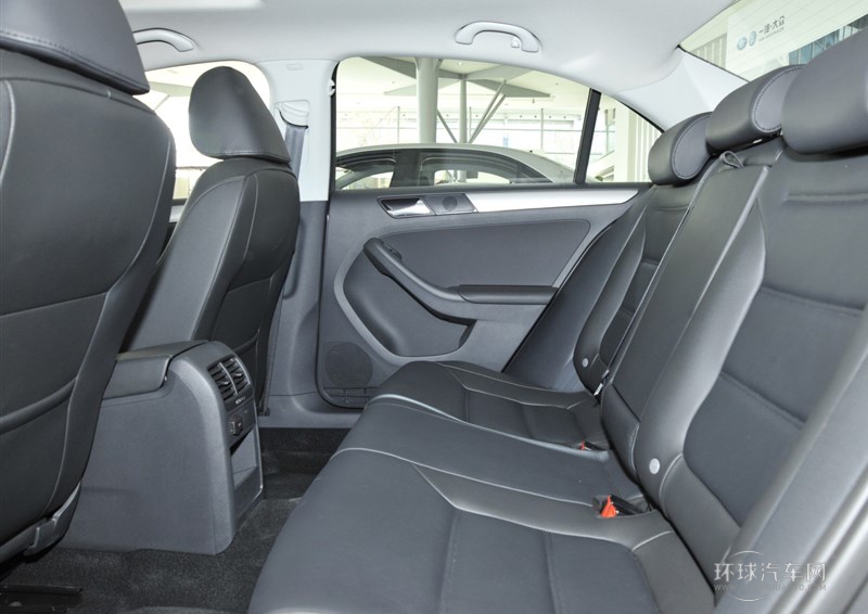 2014款 1.6L 手動時尚型