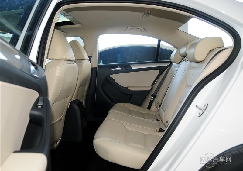 2014款 1.6L 手動舒適型