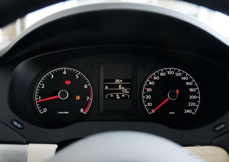 2014款 1.6L 手動舒適型