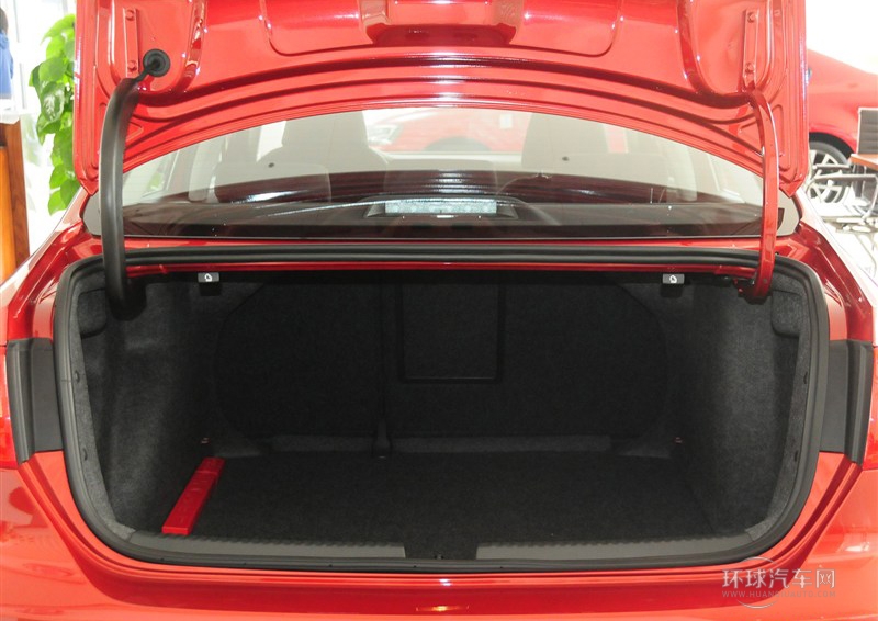 2014款 1.6L 自動時尚型