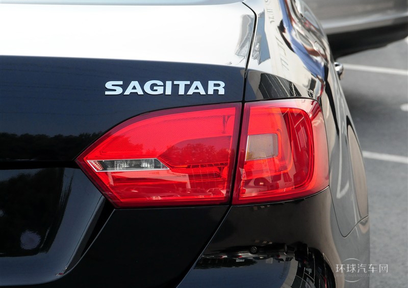 2014款 1.6L 自動舒適型