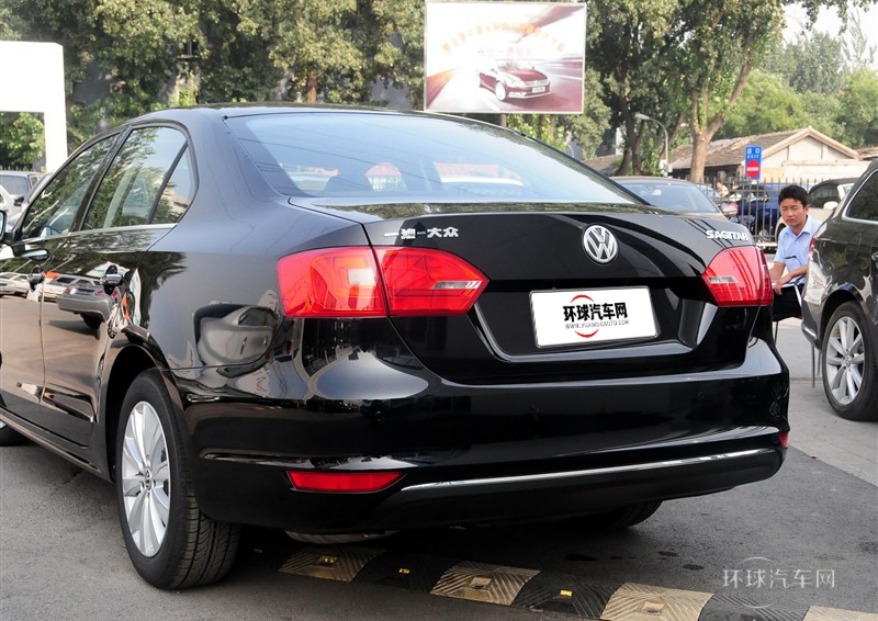 2014款 1.6L 自動(dòng)舒適型